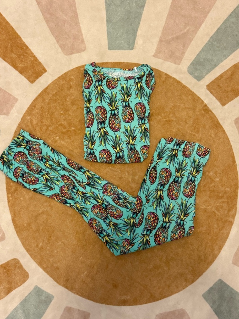 💖3 for $25 bundle💖 Bums&Roses  Pineapple Print Pajama Set